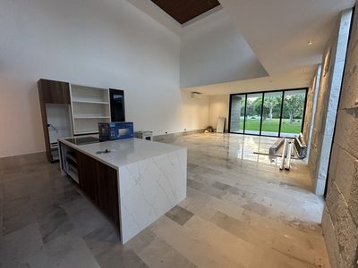 Residencia de Lujo sobre Terreno de 1,200 m² | Lagos del Sol, imagen 7