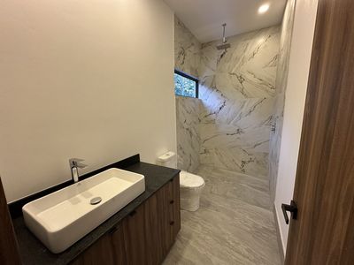 Residencia de Lujo sobre Terreno de 1,200 m² | Lagos del Sol, imagen 40