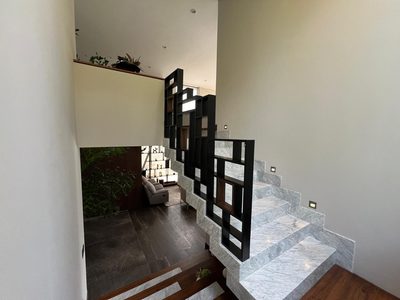 Espectacular Residencia con Vista al Lago y Carril de Nado de 20 m, imagen 7