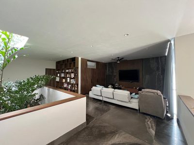 Espectacular Residencia con Vista al Lago y Carril de Nado de 20 m, imagen 14