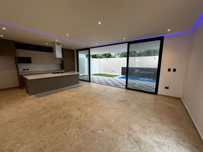 Casa en Venta en Residencial Río | 4 Recámaras, Recámara en Planta Baja, Alberca y Lote en Esquina, imagen 6